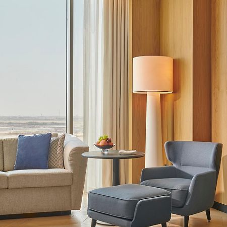 Grand Hyatt Kuwait Otel Kuveyt Dış mekan fotoğraf A floor lamp