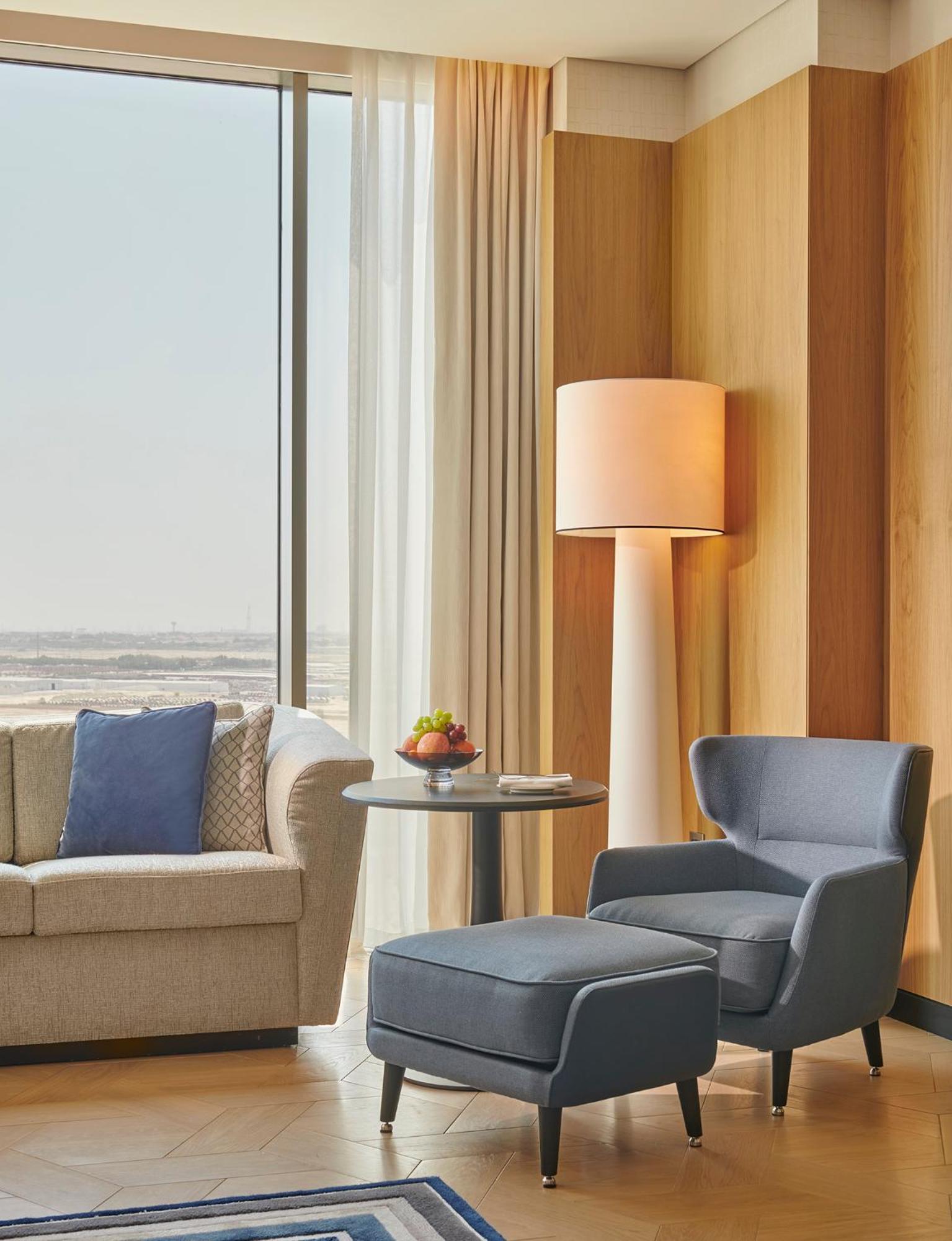 Grand Hyatt Kuwait Otel Kuveyt Dış mekan fotoğraf A floor lamp